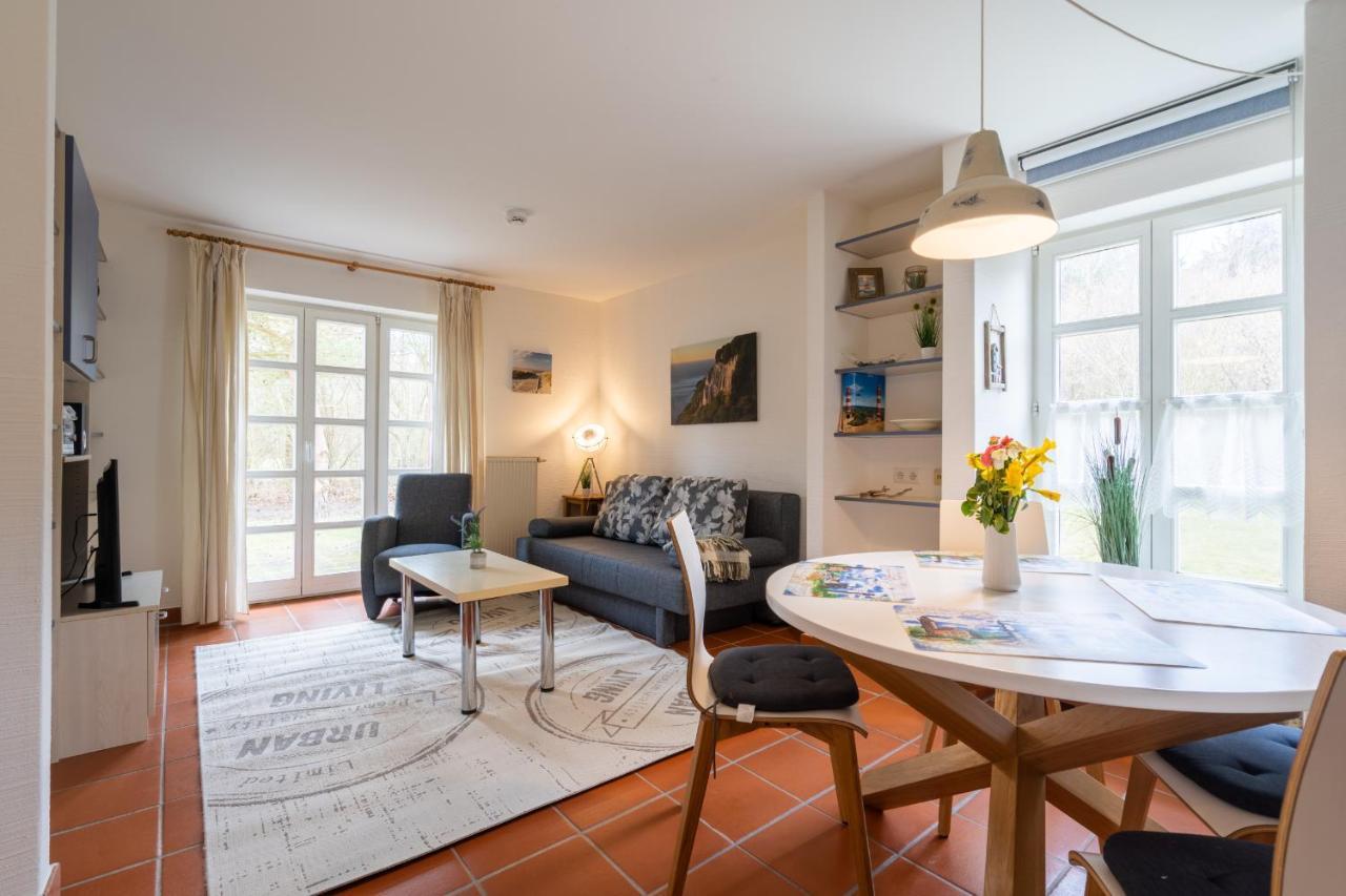 Feriendorf Rugana - Komfort Appartement Mit 1 Schlafzimmer Und Terrasse B47 Dranske Exterior photo